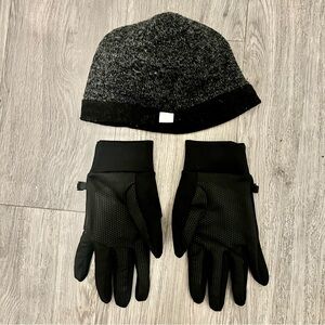Uniqlo Black Gloves and Gray/Black Men's Hat Set